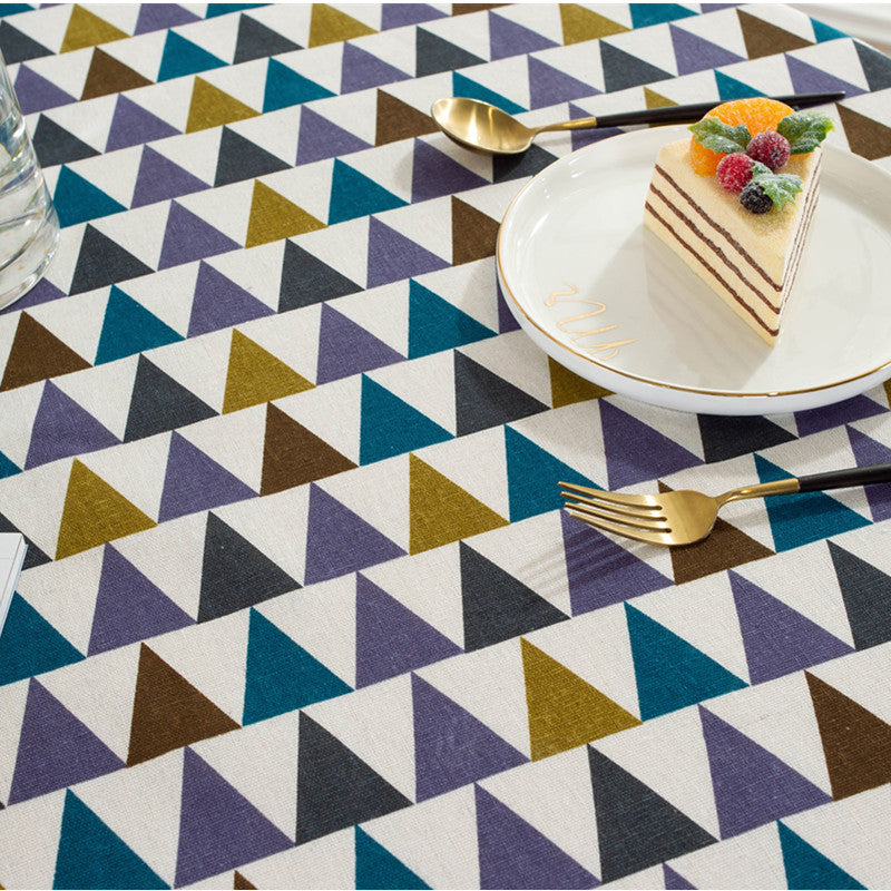 Multicolor Triangle Round Tablecloth